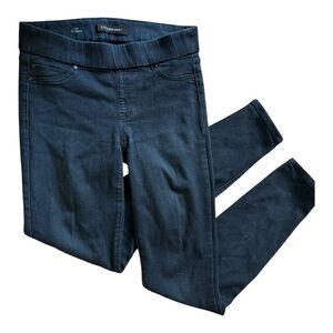 Liverpool Los Angeles “The Skinny” Pull-On Jeans Size 2 Dark Wash